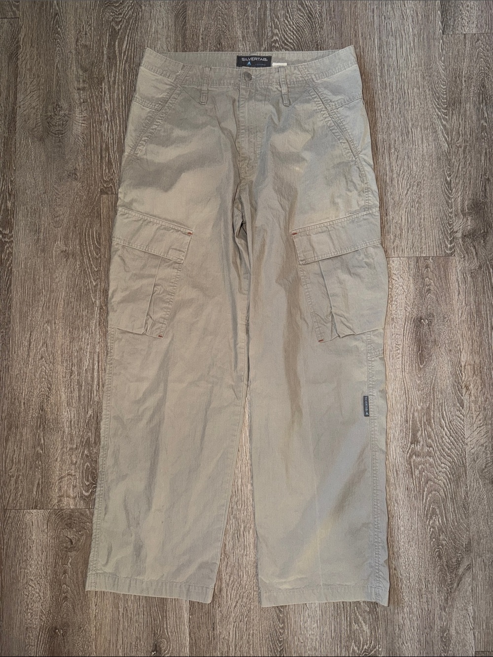 Levi’s Silver tab Jeans Men's Cargo Pants in Light Khaki size 33 vintage y2k